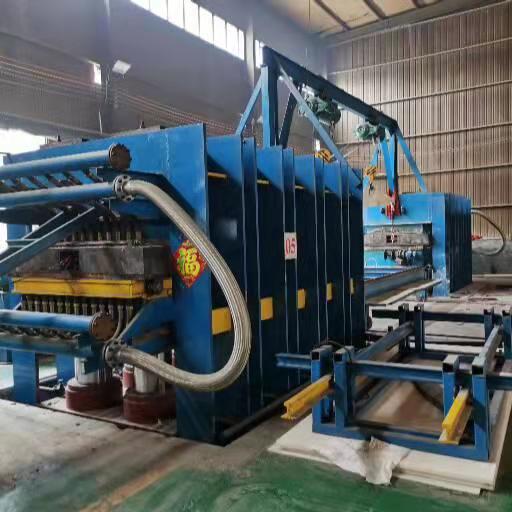 UHMW sheet large scale molding press